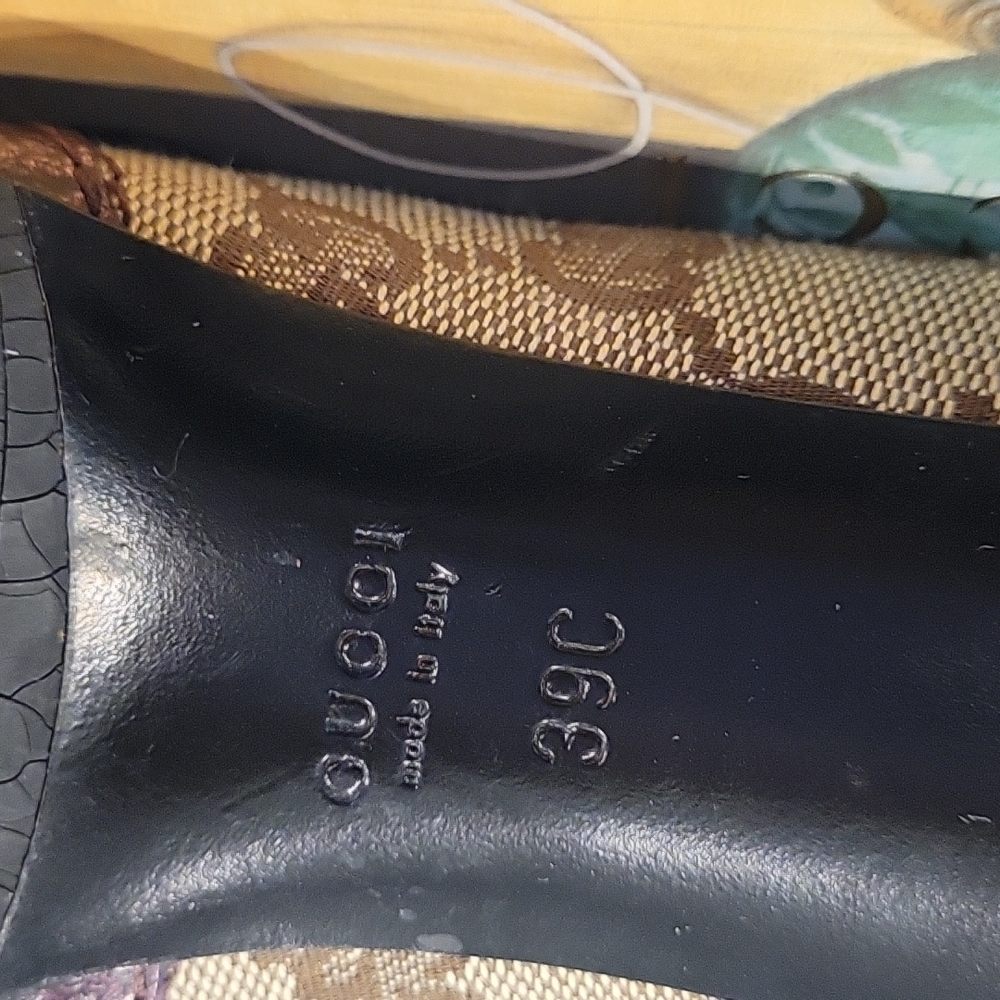 Gucci Pumps - Picture 16 of 16